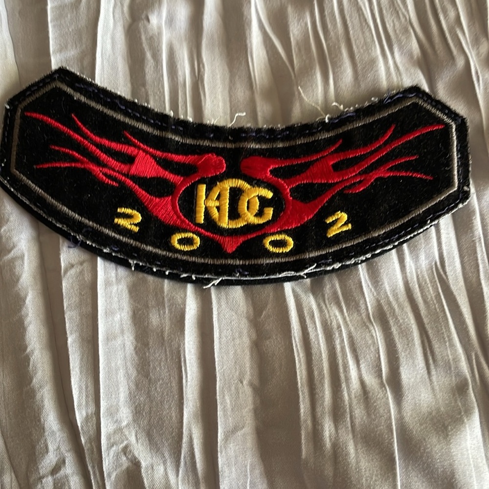 Harley 2002 patch and pin - Picture 2 of 6
